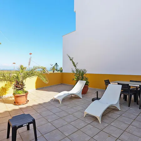 C25 - Town Center In * לאגוּ‏ש